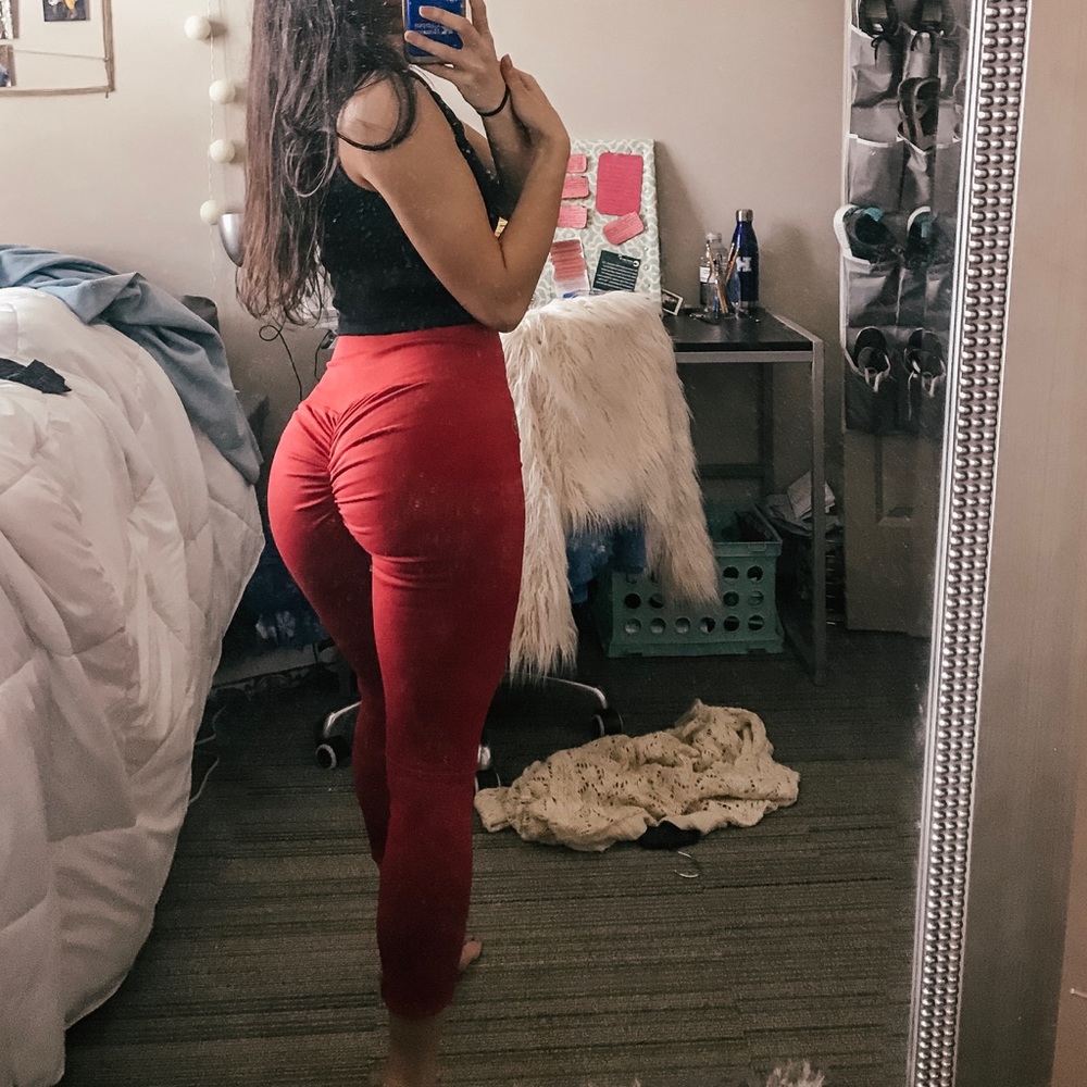 Abs2B fitness high rise booty scrunch leggings